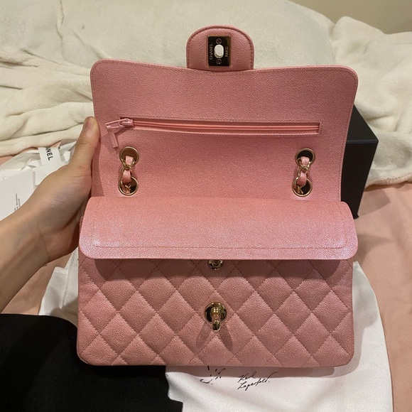 ❌SOLD❌ CHANEL 19S Iridescent Pink Caviar Small CF - Picture 9 of 15
